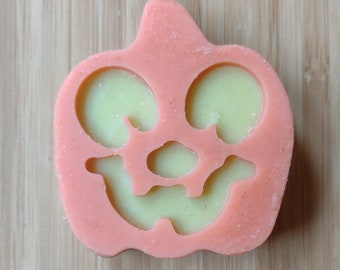 skate wax - pumpkin jack o lantern - halloween theme