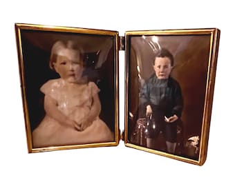 Antique 1920s Double Gold Curved Glass 4 by 5 Frame with Children