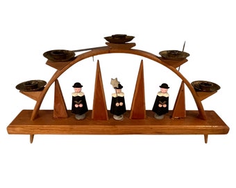 Erzgebirge Candle Arch with Choir Boys and Gold Star for Christmas Decor