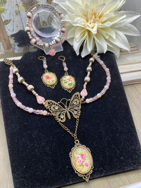Vintage Floral Jewelry Set with   Pendant, Coquette Girl Pink Crystal Necklace, Bracelet, Earrings, Romantic Princess Style Jewelry, Gift