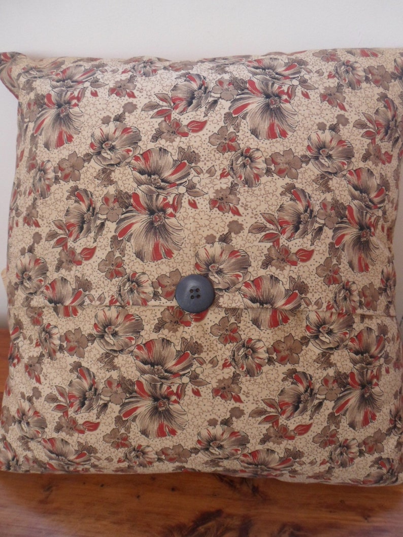 Handmade Embroidered CHRISTMAS COW in WREATH 15 Square Accent Throw Pillow