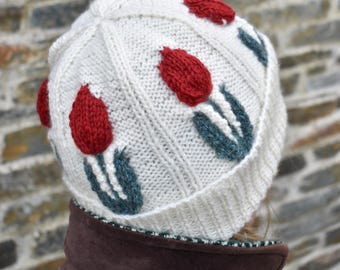 Pure Wool Tulip Hat Handknit