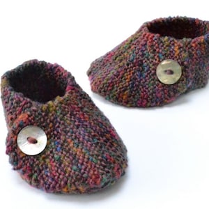 Wrap Over Baby Shoe Knitting Pattern