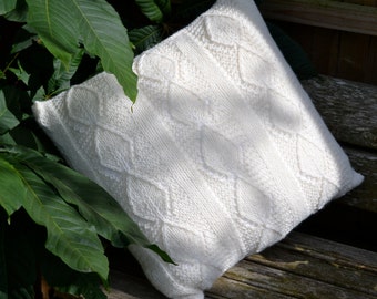 Leaf Cushion Knitting Pattern