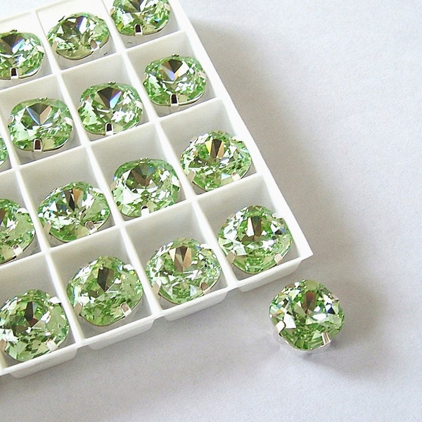 4470 Chrysolite Cushion Square Fancy Stones, Sew On Setting 12mm, 4470 Chrysolite slider