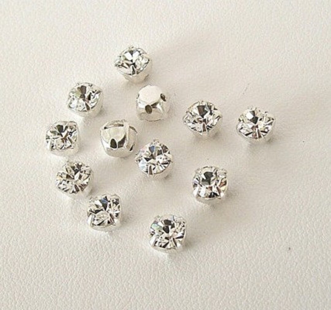 Set of 12 Clear 4.6mm Chaton Montees, 1088 Sew on Rhinestones, SS19, Silver Plated Settings, Sew