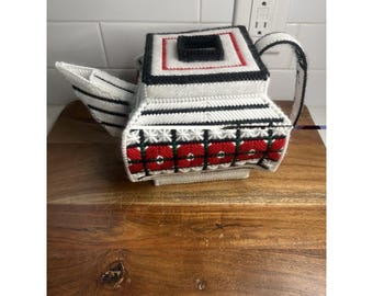 Handmade Knitted Woven Crochet Teapot Kleenex Box Tissue Holder Xmas Holiday