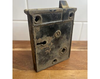 Antique Cast Iron Surface Rim Lock Door Hardware Keeper Catch Strike Plate 4"