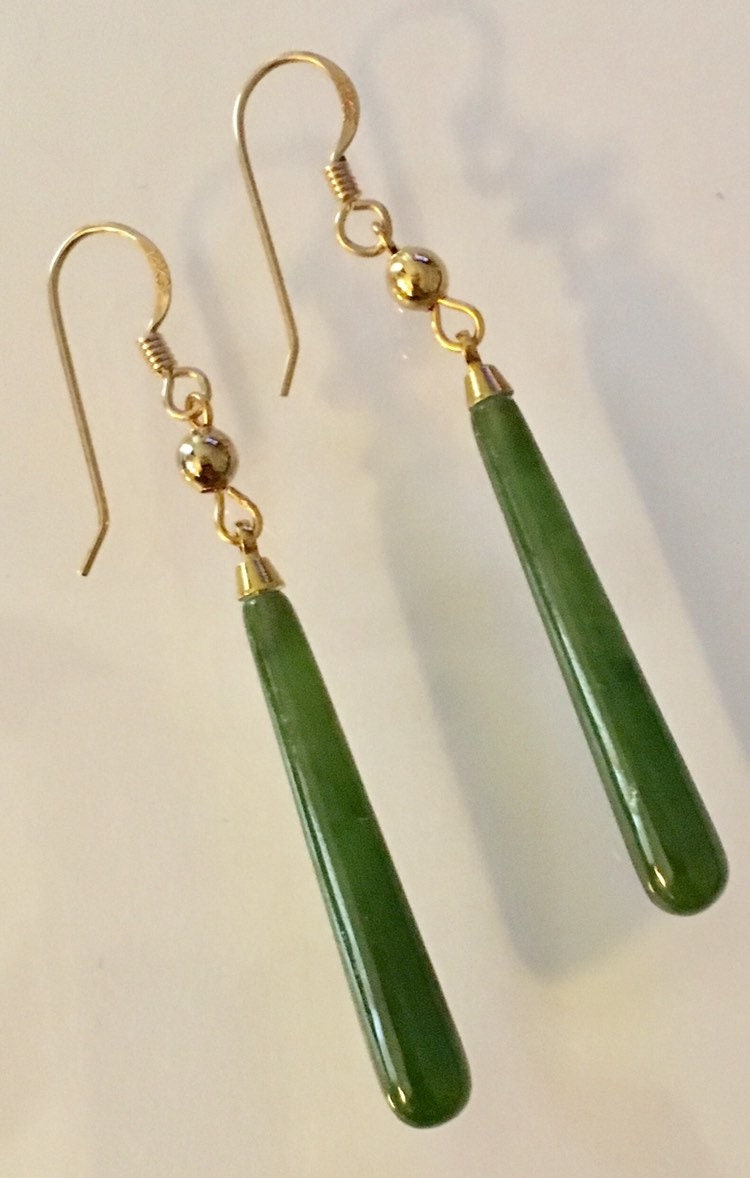 Goldtone Long Fish Hook Jade Oval Dangle Earrings - BESHEEK