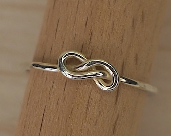 Sterling Silver Love Knot ring, Infinity  knot ring, celtic knot ring, Friendship Ring, Promise ring, Bridesmaids Gift, Valentines gift