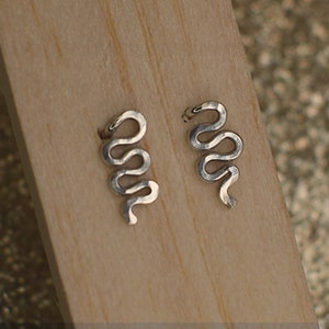 Silver wave stud earrings, sterling silver snake stud earrings, small 925 hammered earrings, small boho earrings, jewellery gift