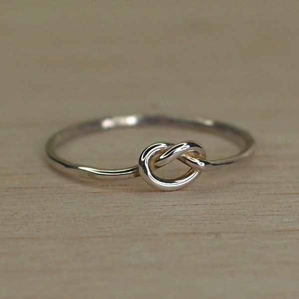 Sterling Silver Love Knot ring, knot ring, silver knot ring, Friendship Ring, Promise ring, Bridesmaids Gift, Valentines gift, silver rings