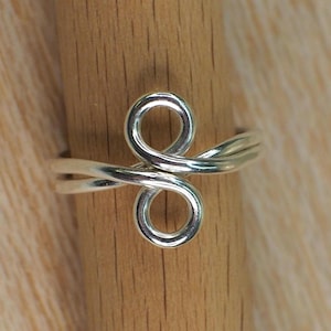 Sterling Silver Double Band Ring: Interlocking Entwined Knot Puzzle Ring in Recycled 925