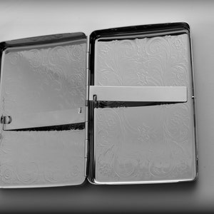 Personalized Cigarette Case, Engraved Cigarette Holder, CustomIsed Monogram Cigarillo Case, Double Sided Custom Pocket Cigarette Case image 2