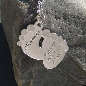 Mommy's Happy Feet Necklace, Gifts For Mothers, Mother's Day Gifts, Baby Feet Necklace, New Baby, New Mom, Baby Foot Charm, Baby Shower Gift