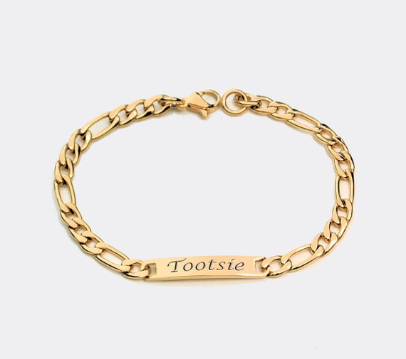 HandPicked: Gold Script Monogram Link Bracelet