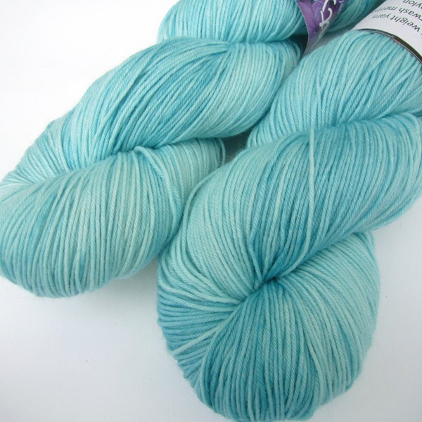 Peso del filato calzino mano tinto 75% Merino Superwash e spiaggia di nylon vetro