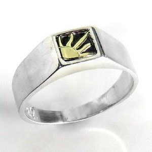 Gold and Silver Rising Sun Signet Ring - Delicate Signet Ring - Two Metals Ring - Unisex Ring - Sunrise Ring - Nature Design