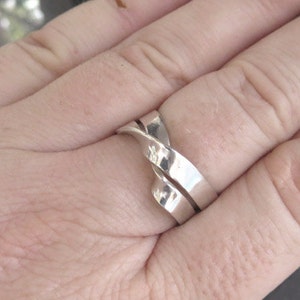 Double Mobius Ring in Sterling Siver - Unusual Wedding Band - Two Become One - Twist Ring cut in two - Sacral Geometry Ring
