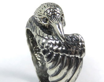 Raven Ring with Black Diamond Eyes - Bird Ring in Sterling Silver - Animal Totem Ring - Crow Ring - Pagan Ring - Corvid Ring - Corvus Corax