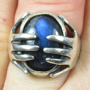 Labradorite Ring - Blue Stone Ring - Iridescent Gem - Gemstone Ring - Solitaire Sing - Meditation Ring - Statement Ring - Unusual Ring