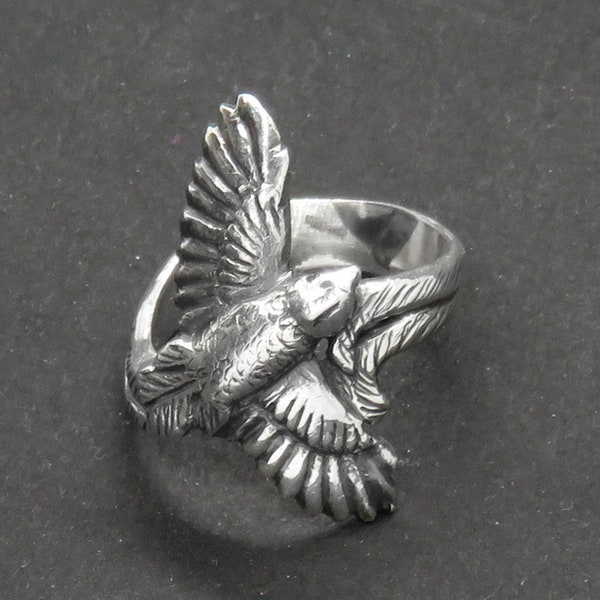 Quetzal Ring - Bird Ring - Freedom Ring - Animal Jewelry - Totem Jewelry - Symbolic Gift for Him