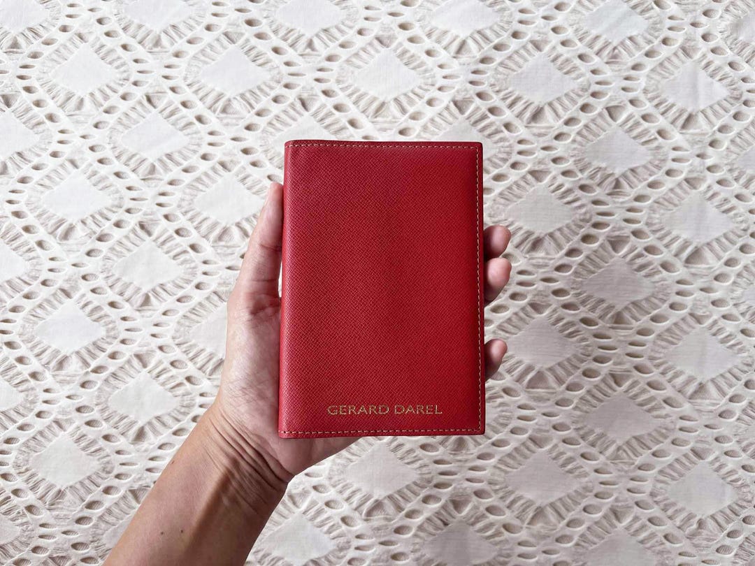 Vintage GERARD DAREL Red Leather Card Holder: Bifold Wallet  display picture 1