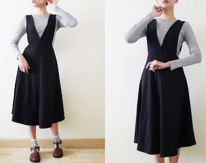 90s V Neck Black Overall Dress, Midi Pinafore Dress, Jumper Flare Knee