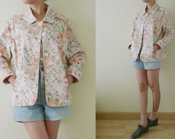 vintage 90s pastel jacket,floral prints in pink and peach,long sleeves,shirt collar, button down,two pockets at front, M-L-XL,welcome spring