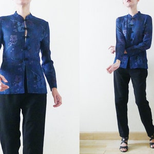 Good Cutting 70s Blue Cheongsam / QiPao Chinese top,semi sheer,long sleeve,mandarin collar shirt,Florals printed,exotic,oriental,Asian,Small image 5