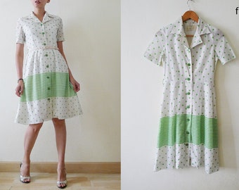70s Japanese green and white short sleeve knee dress, summer shirt dress, polka dot and stripe printed, button up, Geometric, Graphic, XS-S