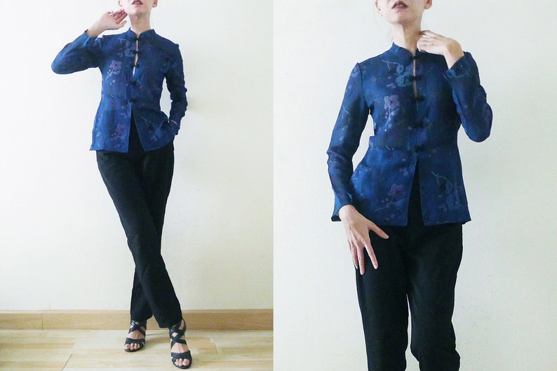 Good Cutting 70s Blue Cheongsam / QiPao Chinese top,semi sheer,long sleeve,mandarin collar shirt,Florals printed,exotic,oriental,Asian,Small image 8