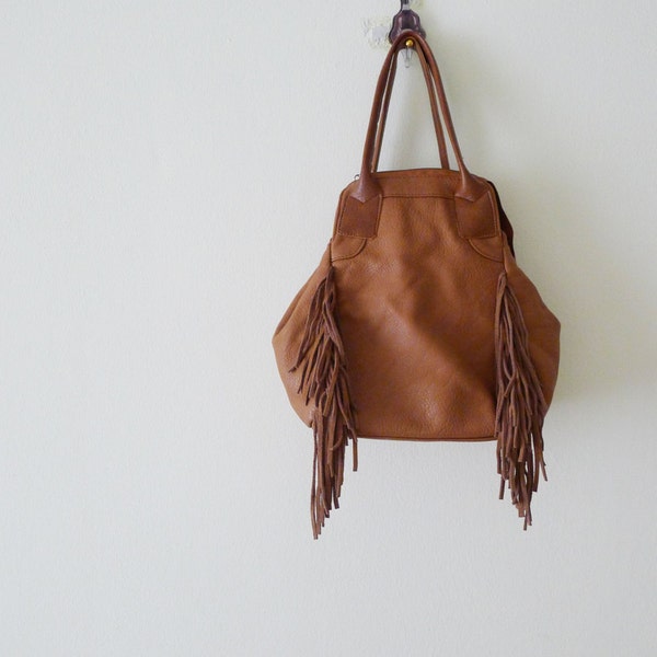 Vintage Brown Caramel Faux sac frange de cuir, sac à main, fermeture à glissière, frange de daim, avec une texture unique, automne, automne