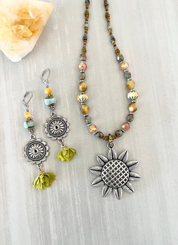 WestportCharm ~ Fall Colors ~ Bohemian Sunflower Necklace ~ Beaded Pendant Necklace Set ~ Tigers Eye Stone ~ Modern Hippie ~ Eclectic Beads