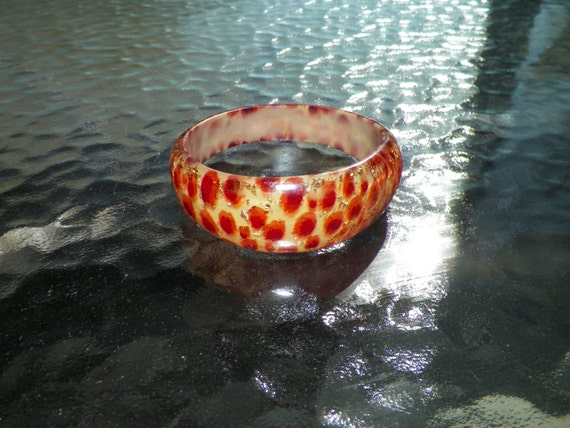 Tortoise Shell Look Lucite Bangle Bracelet - image 3