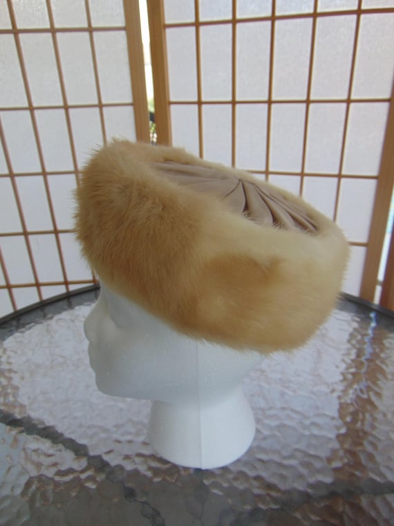 Mink and Satin Pillbox Hat Jackie Kennedy Style 19