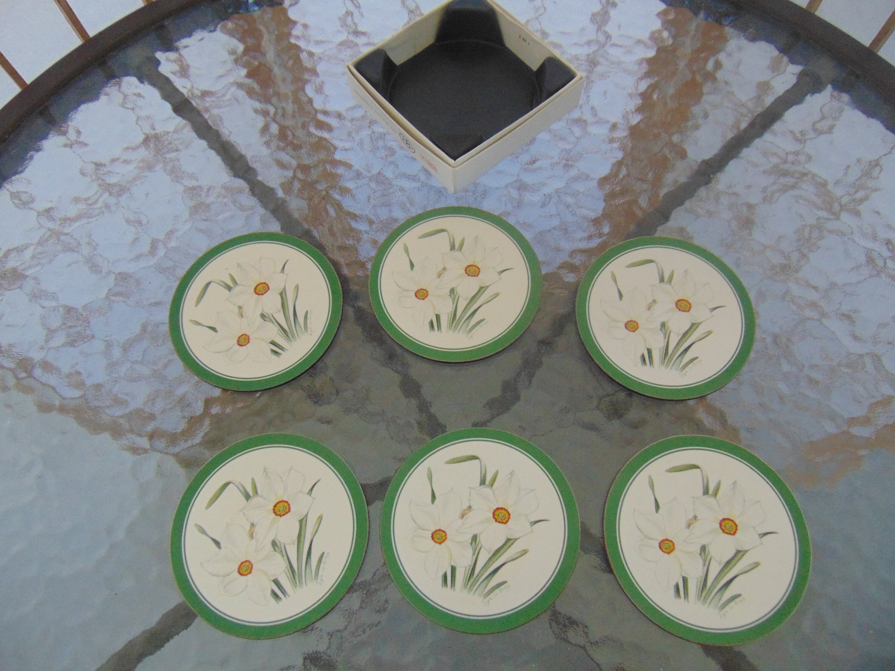 Pimpernel Six Round Acrylic Coasters Narcissus by Lys De Bray Etsy Sweden
