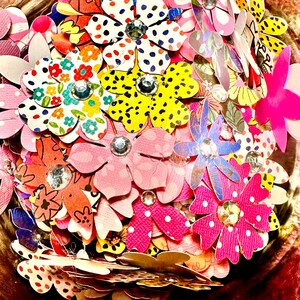 Pretty Paper flowers, scrapbooking, flower die cuts for cards, junk journal embellishments, paper crafting, boho mixed media supplies, Mini image 5
