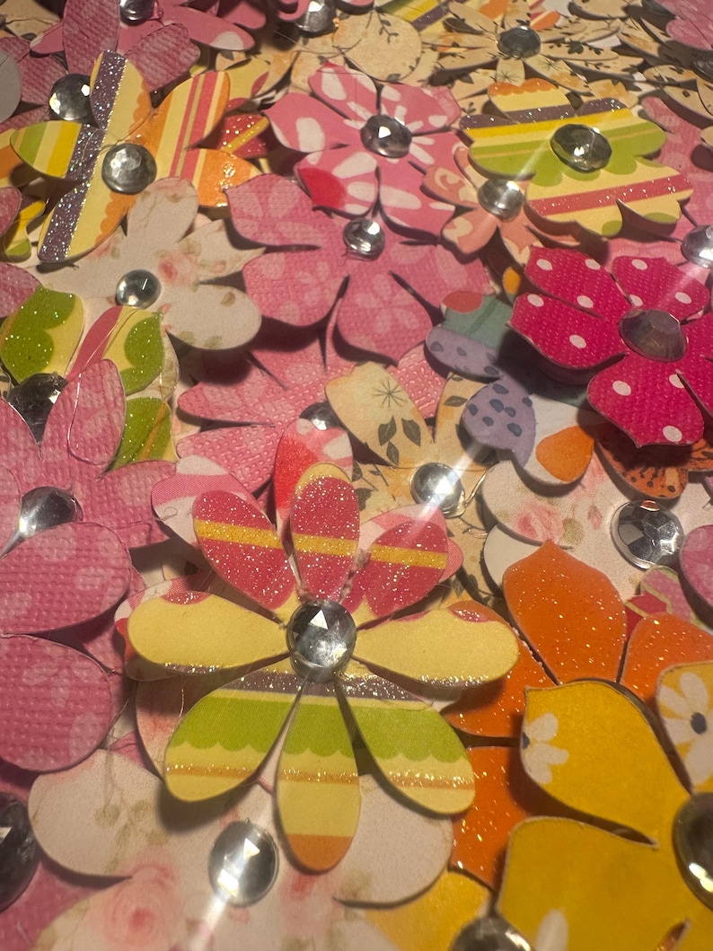 Pretty Paper flowers, scrapbooking, flower die cuts for cards, junk journal embellishments, paper crafting, boho mixed media supplies, Mini image 10
