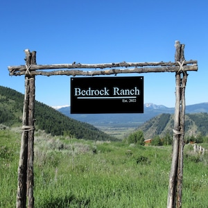 custom metal sign, custom farm sign, metal ranch sign, hanging farm sign,