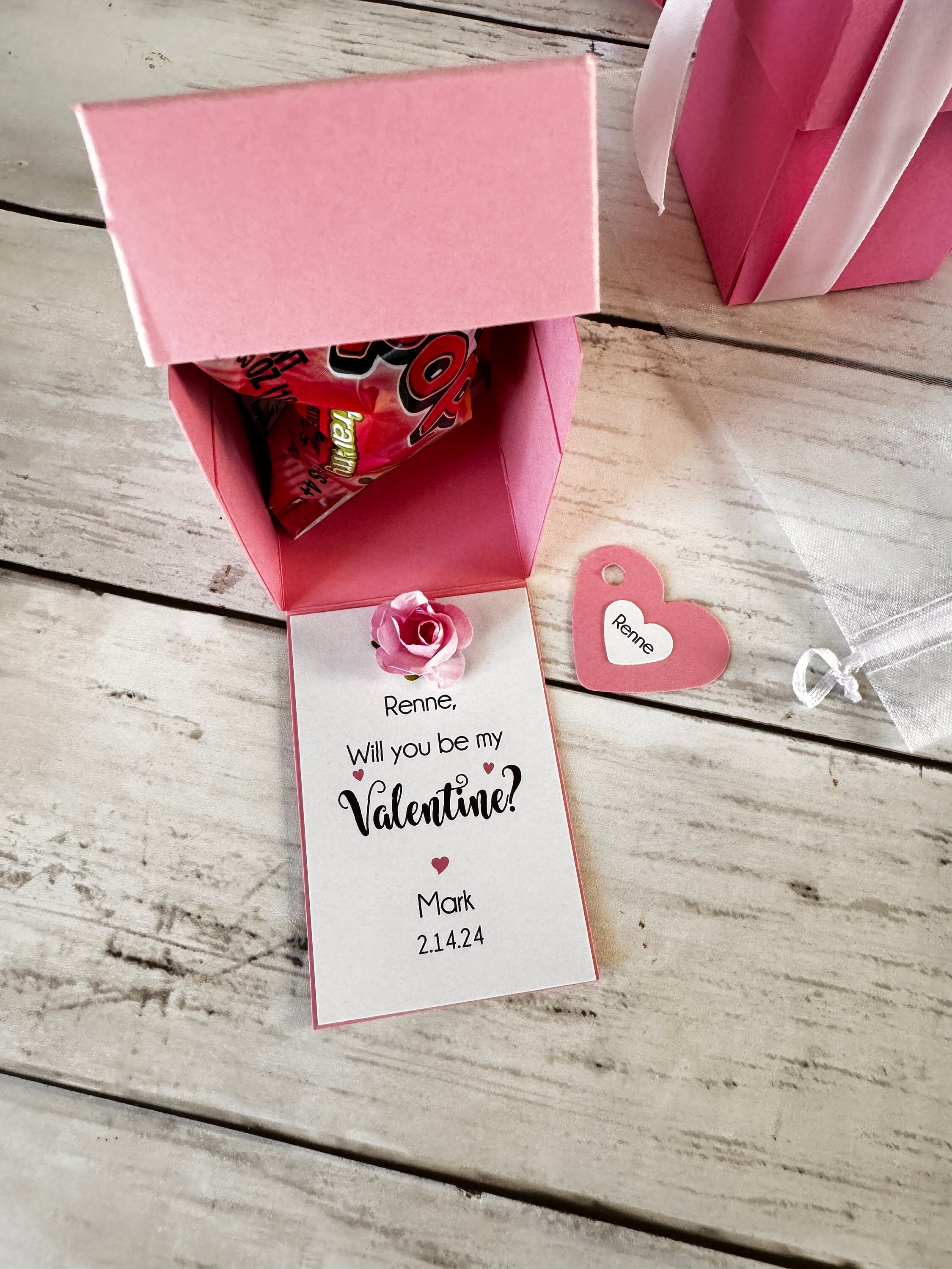 Be My Boyfriends 2021 BOX