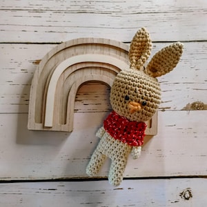 Gehäkelter Hase in ombre beige - Amigurumi Häschenpuppe