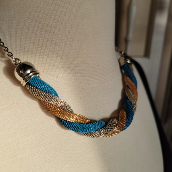 Triple strand metal mesh necklace | gold | silver | blue | modern | elegant | hallow snake chain | simple | chunky