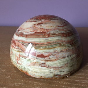 ONYX Slab Huge 8&quot; Dome Shaped Half Semi-Sphere Polished Natural Mineral 13+ lb Rock Specimen Home Decor Collectable Pakistani Geode