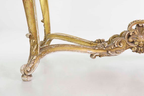 Exquisite French Louis XV Style Giltwood Antique Console Exquisite French Louis XV Style Giltwood Antique Console