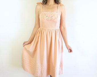 Vintage Peachy Dress 1970s Vicky Vaughn Jr Peachy Pink Embroidered Flower Smocked Sweet Dress S
