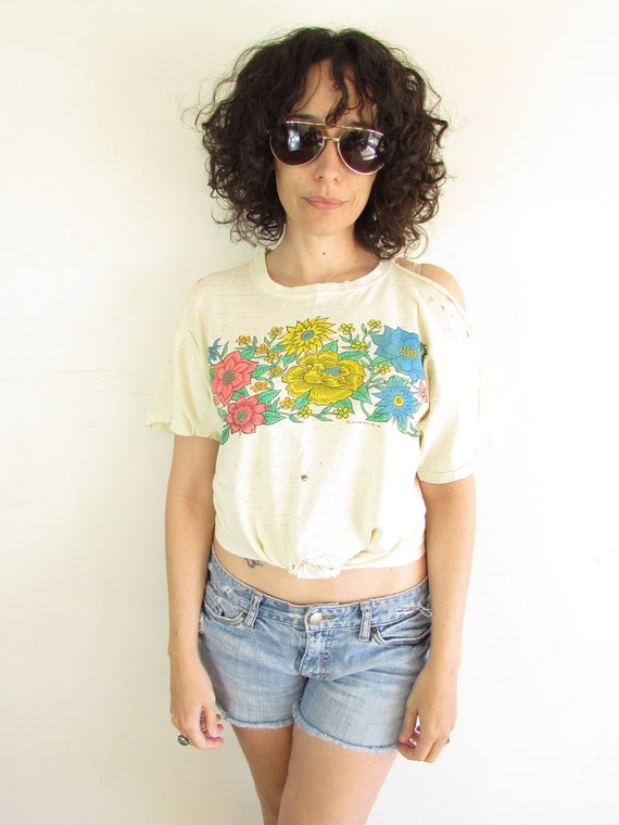 Vintage Trashed T shirt 1970s Pale Yellow Hawaiian