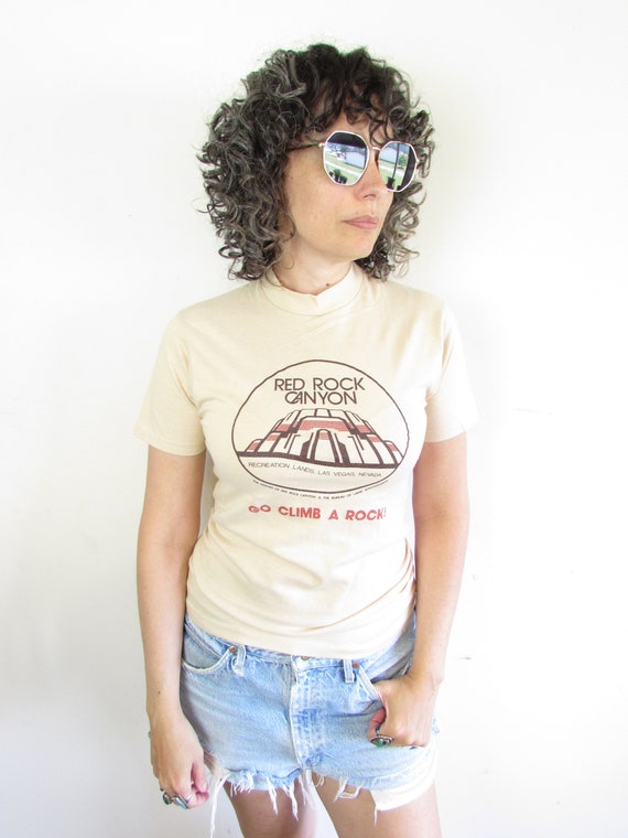 Vintage Red Rock Canyon T shirt 1980s Hanes Tan R… - image 2