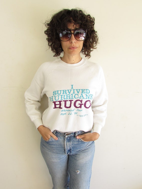 Vintage Funny Sweatshirt 1989 White I Survived Hu… - image 1