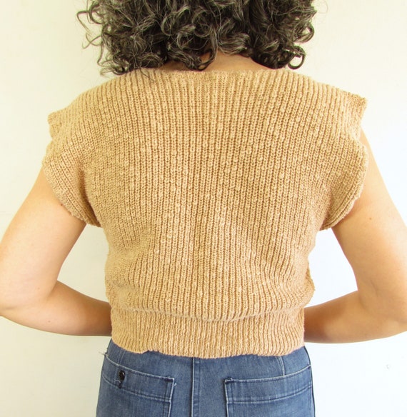 Vintage 1970s 1980s Jazzy Tan Cropped Sleeveless … - image 7